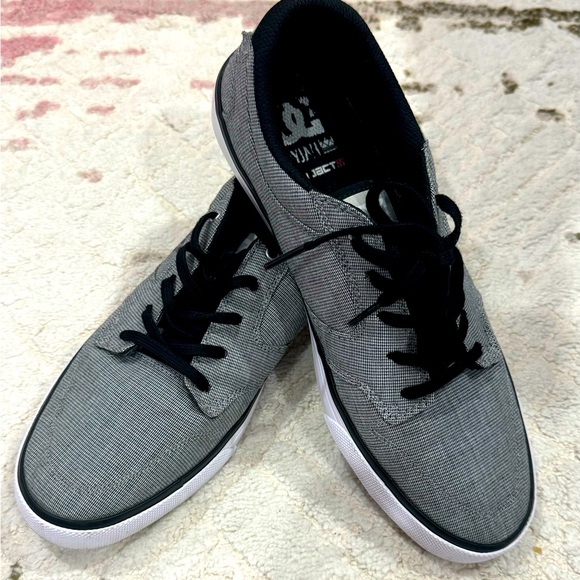 DC NYJAH Classic Skateboard Shoes - Picture 1 of 6